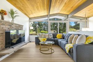 featured image of 12527 Se 52nd St