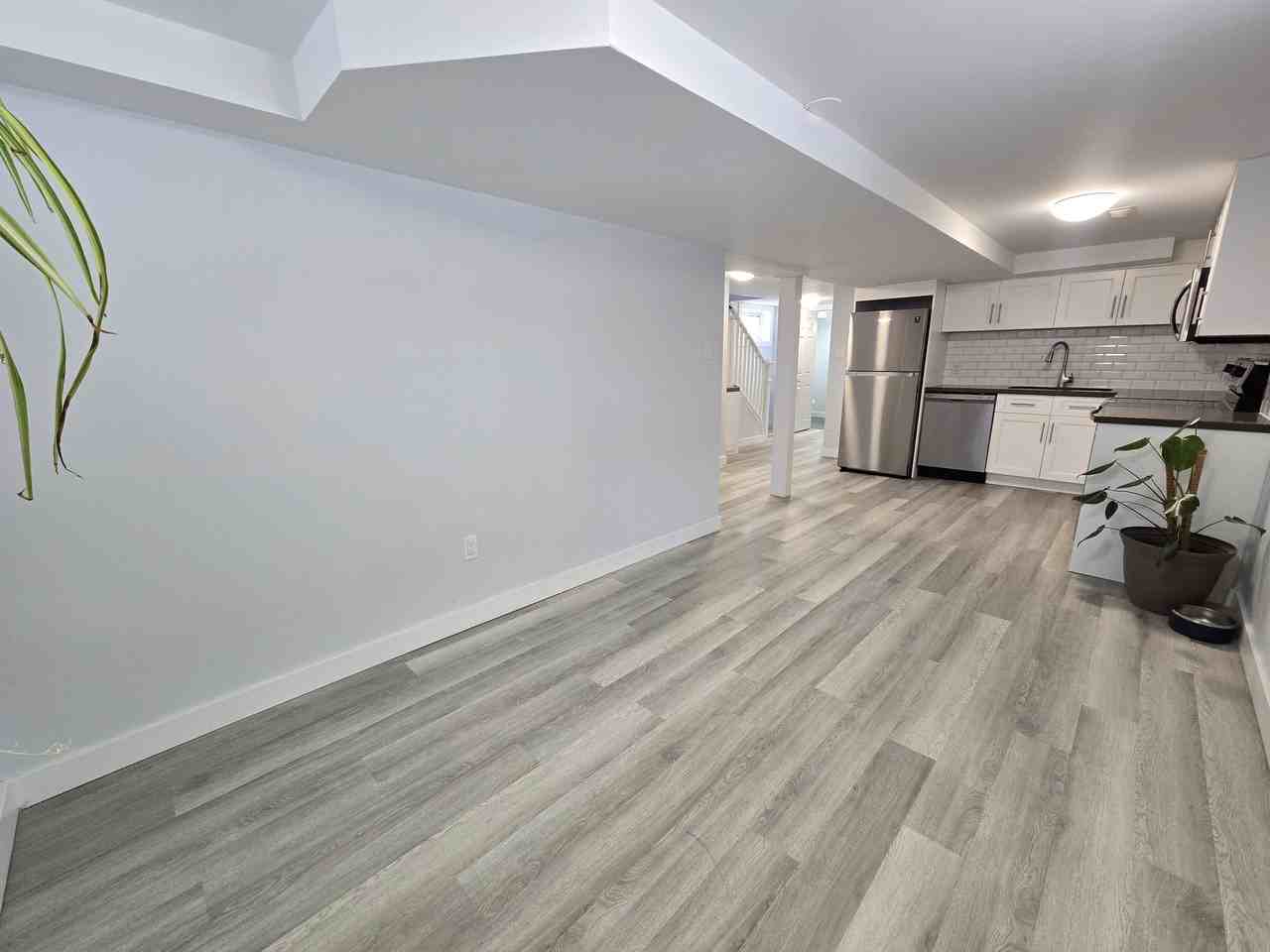 55 Sandra Street West #2 - Photo 6 of 11