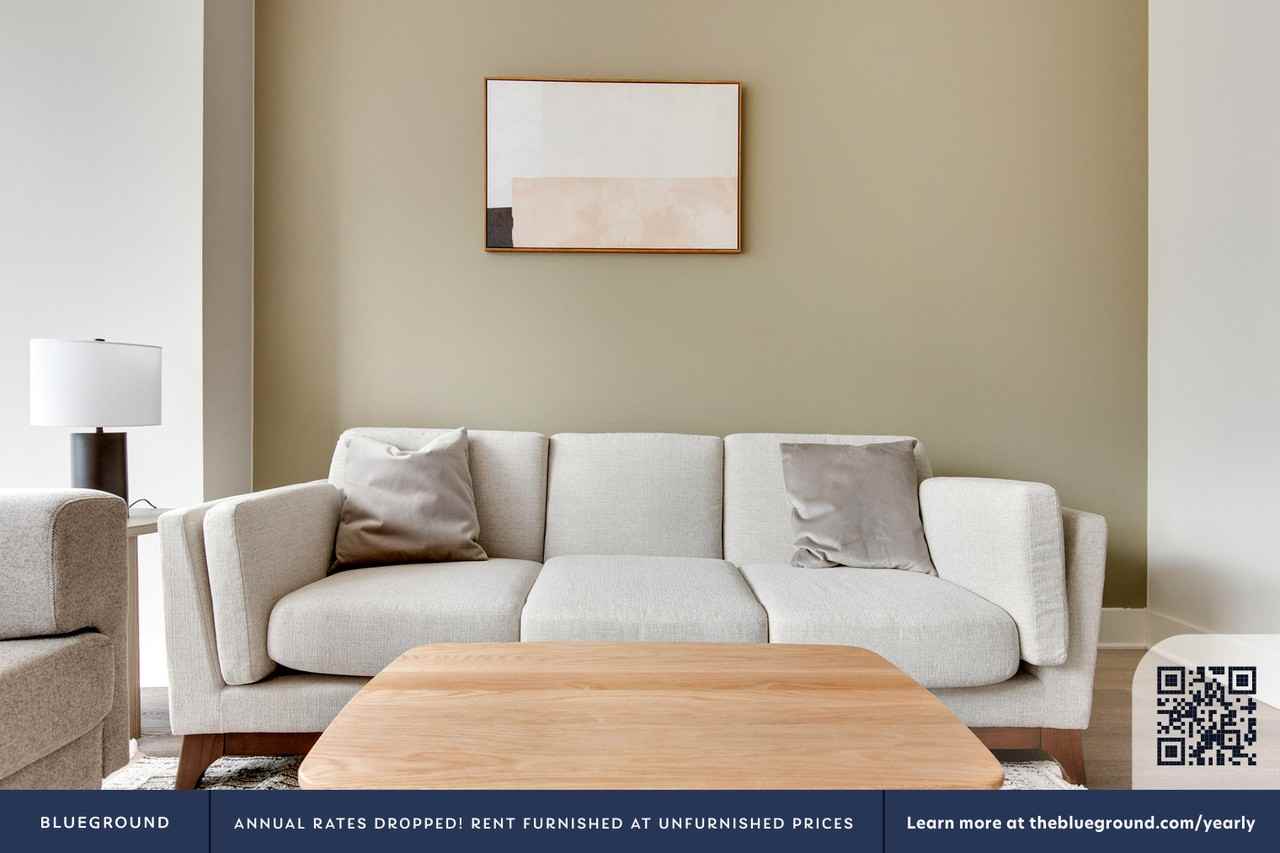 300 N Canal St #1389 - Photo 3 of 33