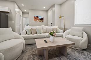 6612 W Paradise Ln - Photo 1 of 1