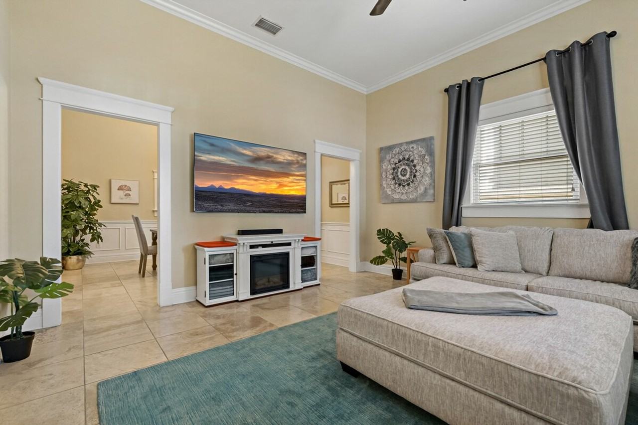 611 S Orleans Ave #1272813P - Photo 4 of 50