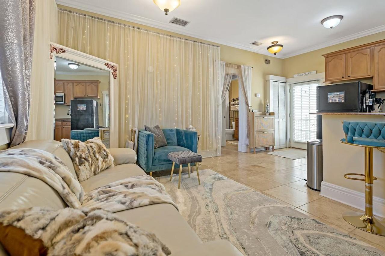 611 S Orleans Ave #1272813P - Photo 7 of 50