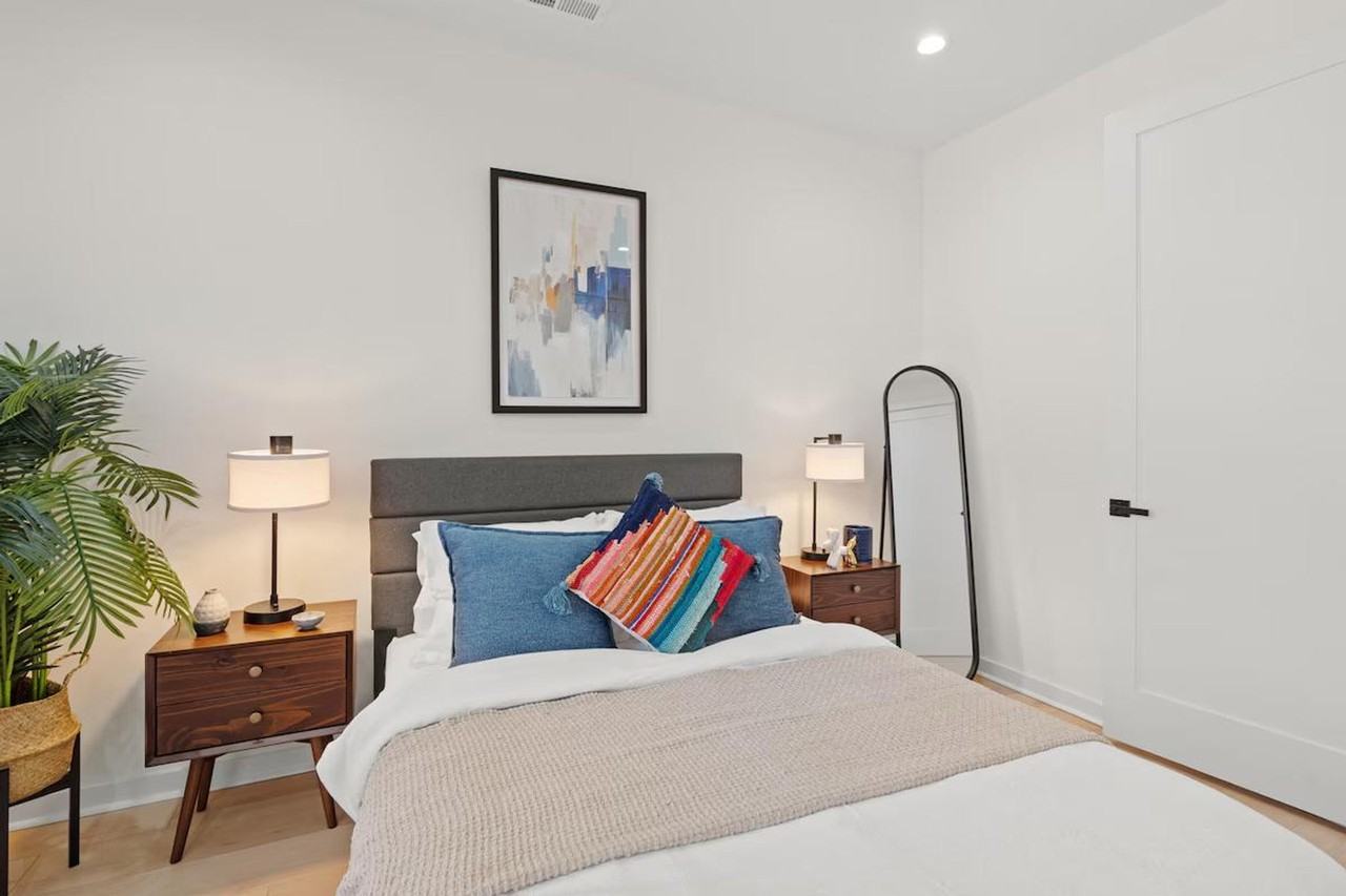 1111 Dade St #1366791P - Photo 6 of 34