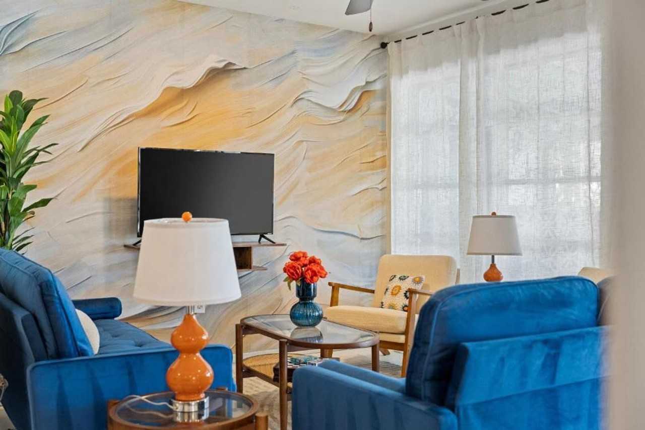 451 Sharon Cir #1380468P - Photo 3 of 28