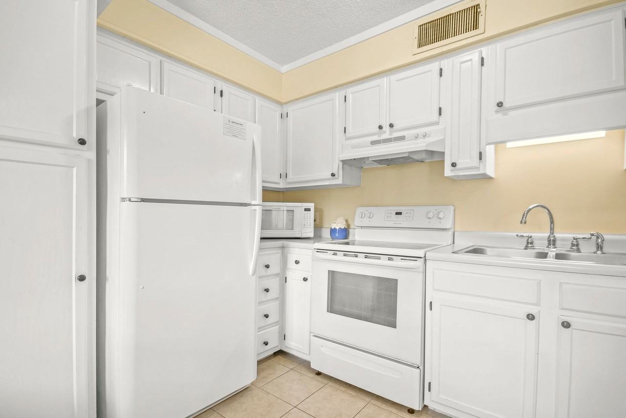 5905 S Kings Hwy #1356514P - Photo 5 of 34