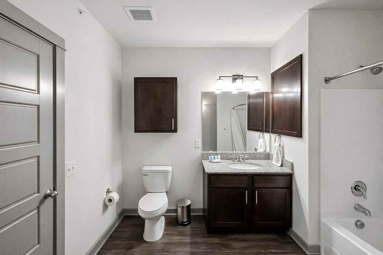 501 Main St #1380796P - Photo 5 of 17