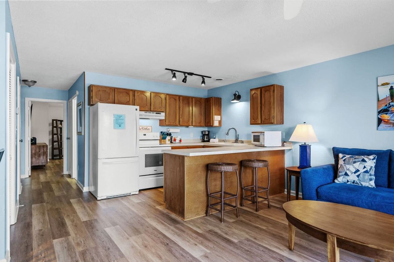 11 Colony Dr #1381297P - Photo 3 of 41