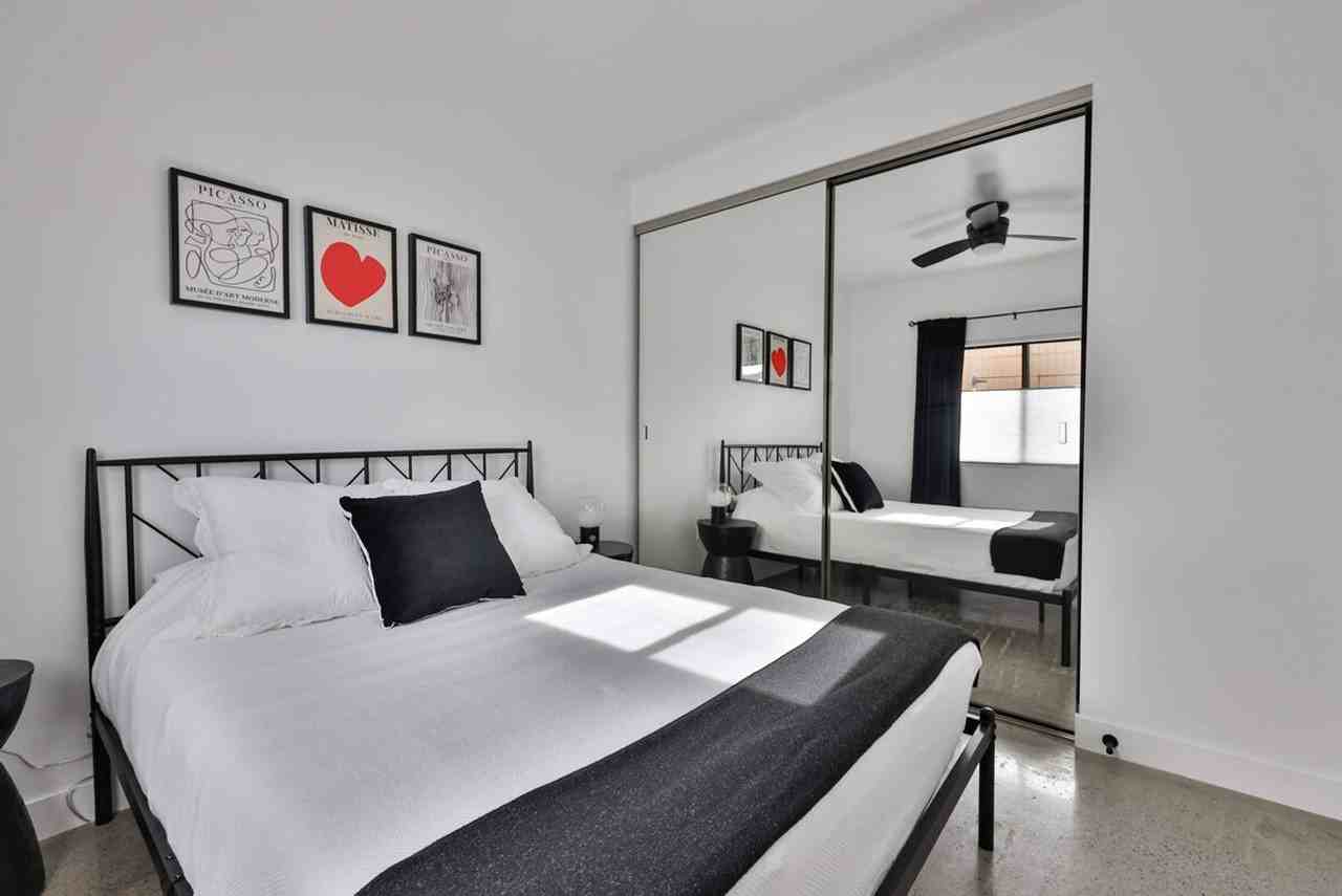 5019 Hawley Blvd #1382145P - Photo 6 of 30