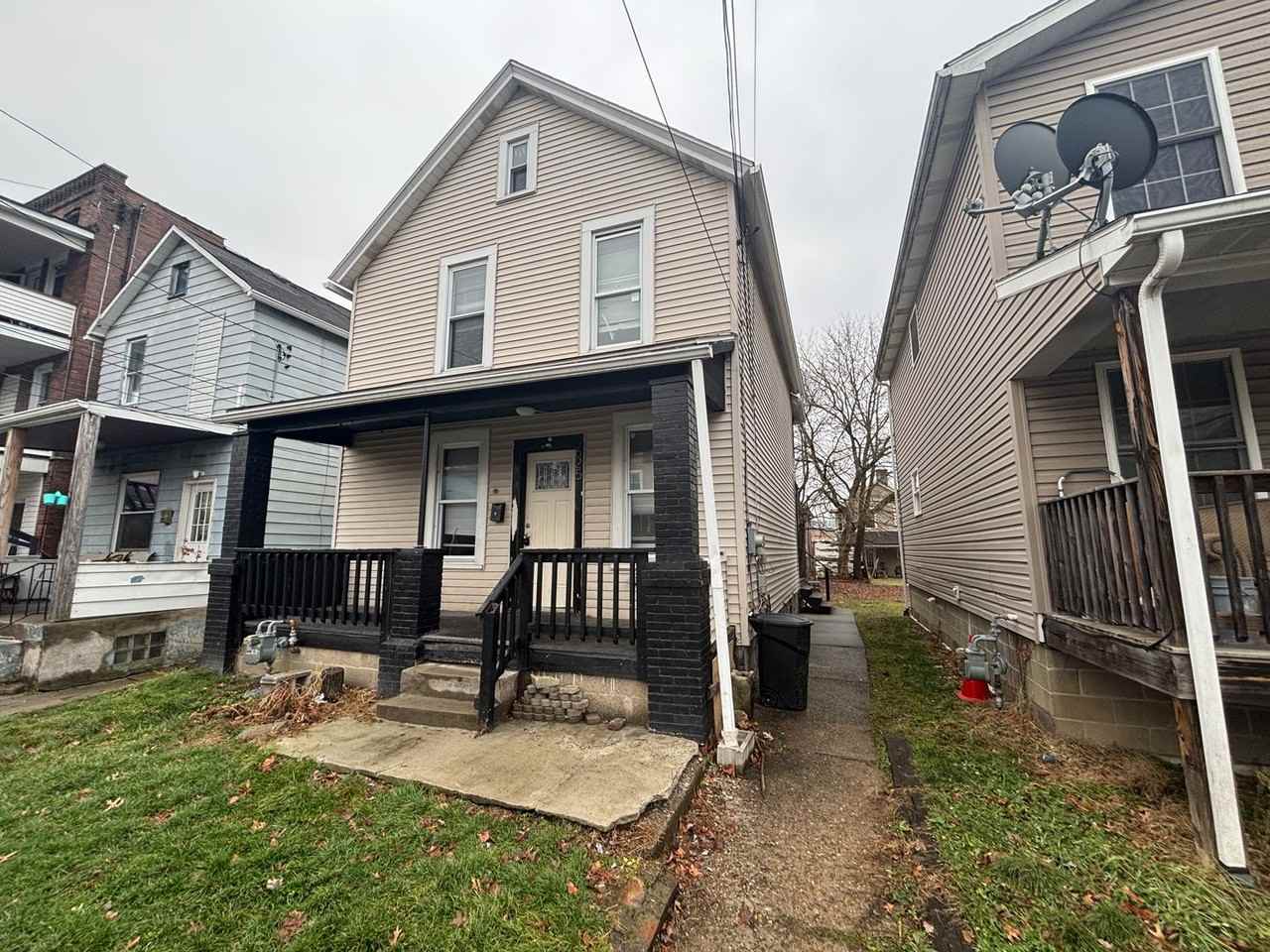 625 Glenwood Ave - Photo 5 of 29