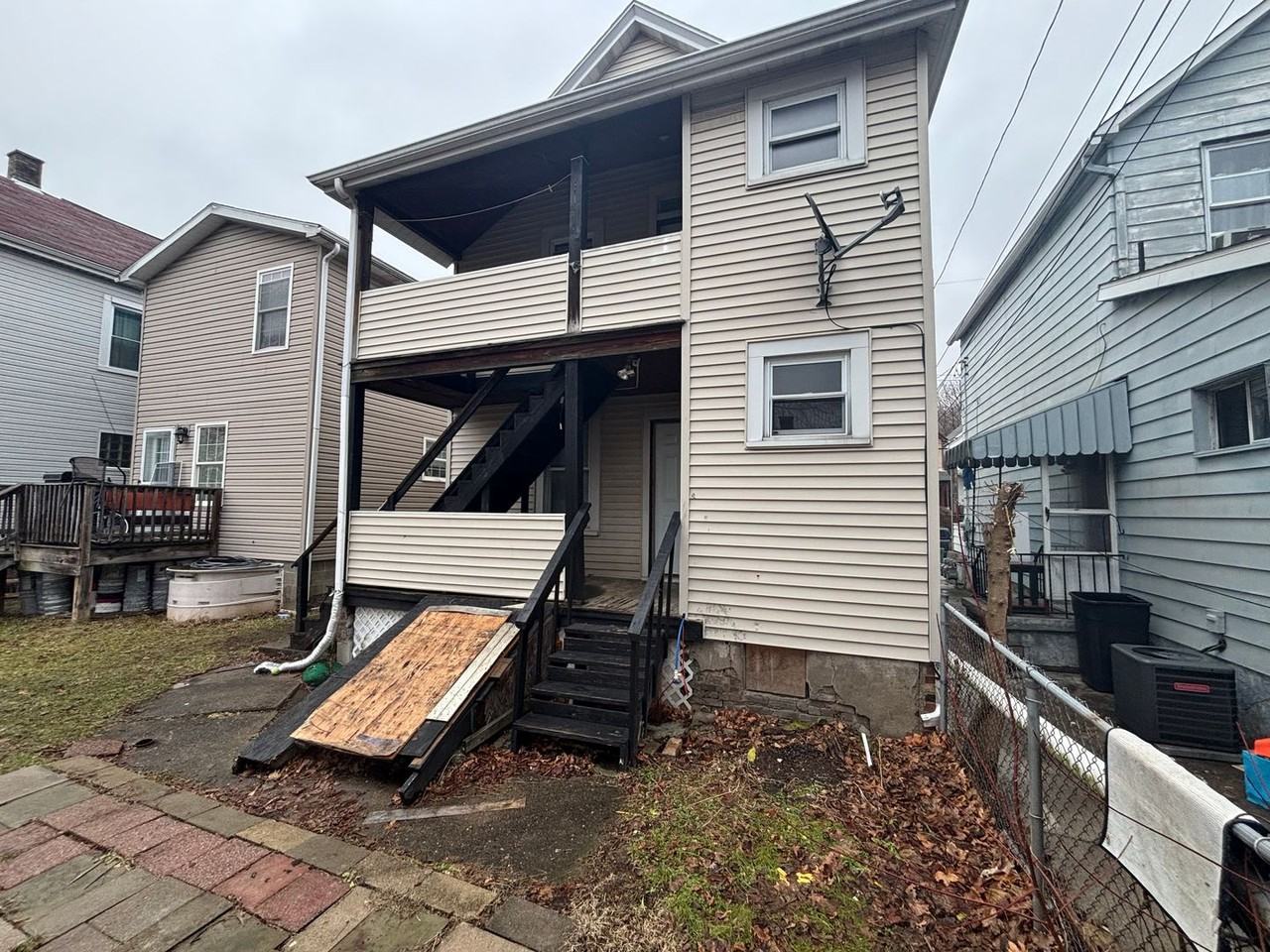 625 Glenwood Ave - Photo 6 of 29