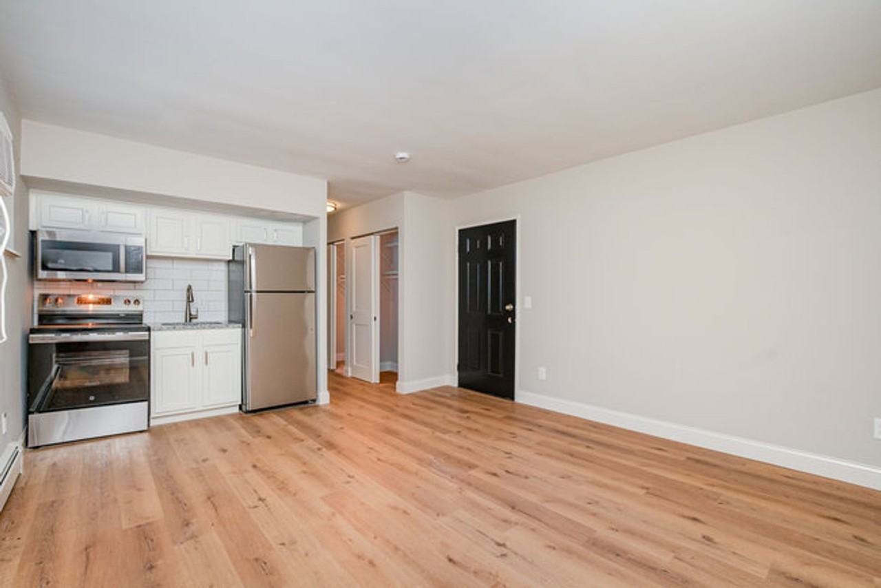 Twin Terrace Apartments - Photo 3 of 41