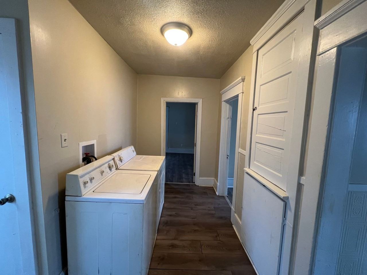 931 Wyoming Ave - Photo 5 of 9