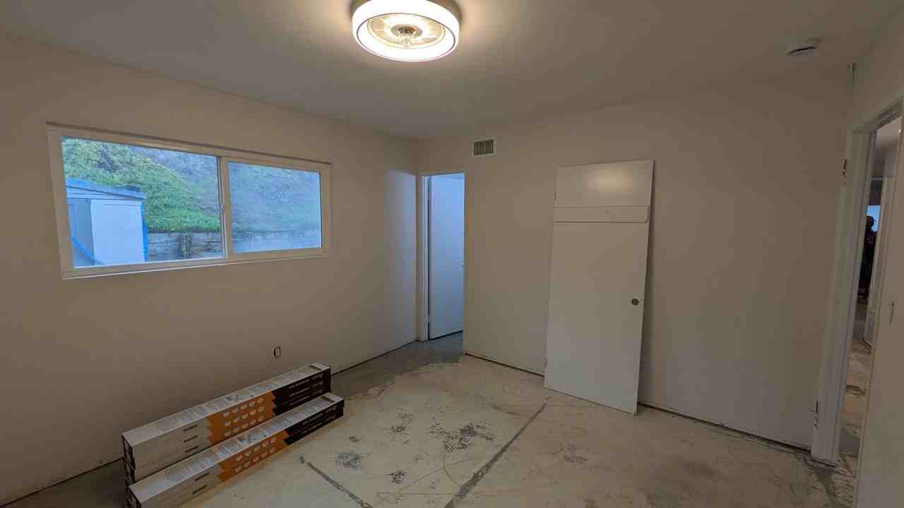 9920 Medina Dr - Photo 7 of 17