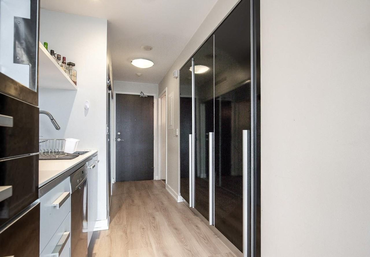 38 Dan Leckie Way #2102 - Photo 3 of 9