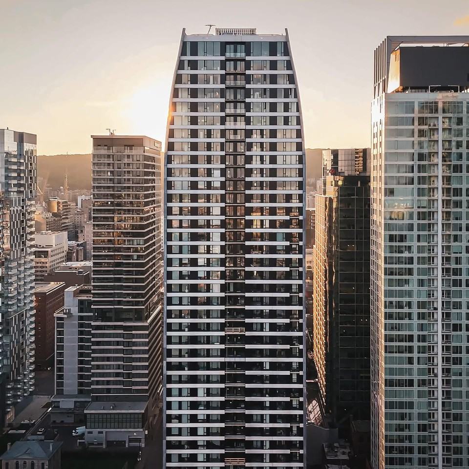 1001 Rue Lucien-L'Allier - Photo 2 of 12