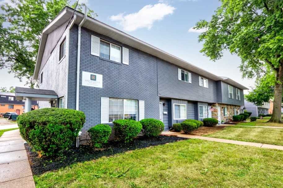 Arbor Grove 1 - Photo 3 of 24