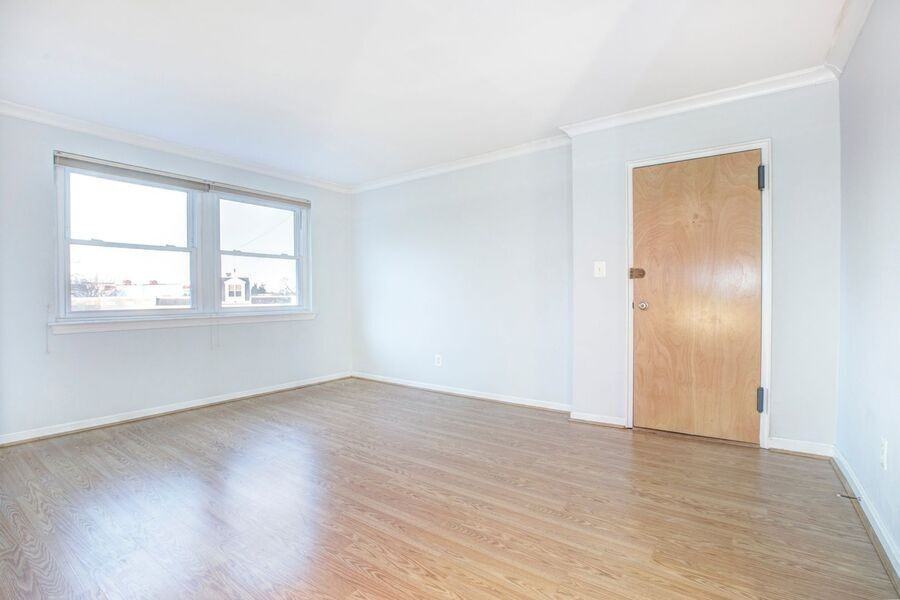 1627 Massachusetts Ave Se #304 - Photo 4 of 9