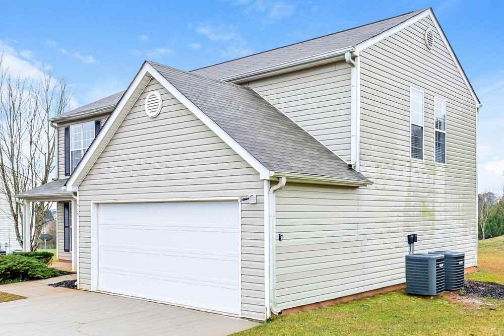 5391 Katherine Village Dr - Photo 5 of 17