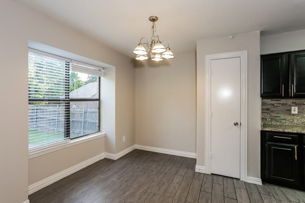 216 Mesa Wood Dr - Photo 7 of 17