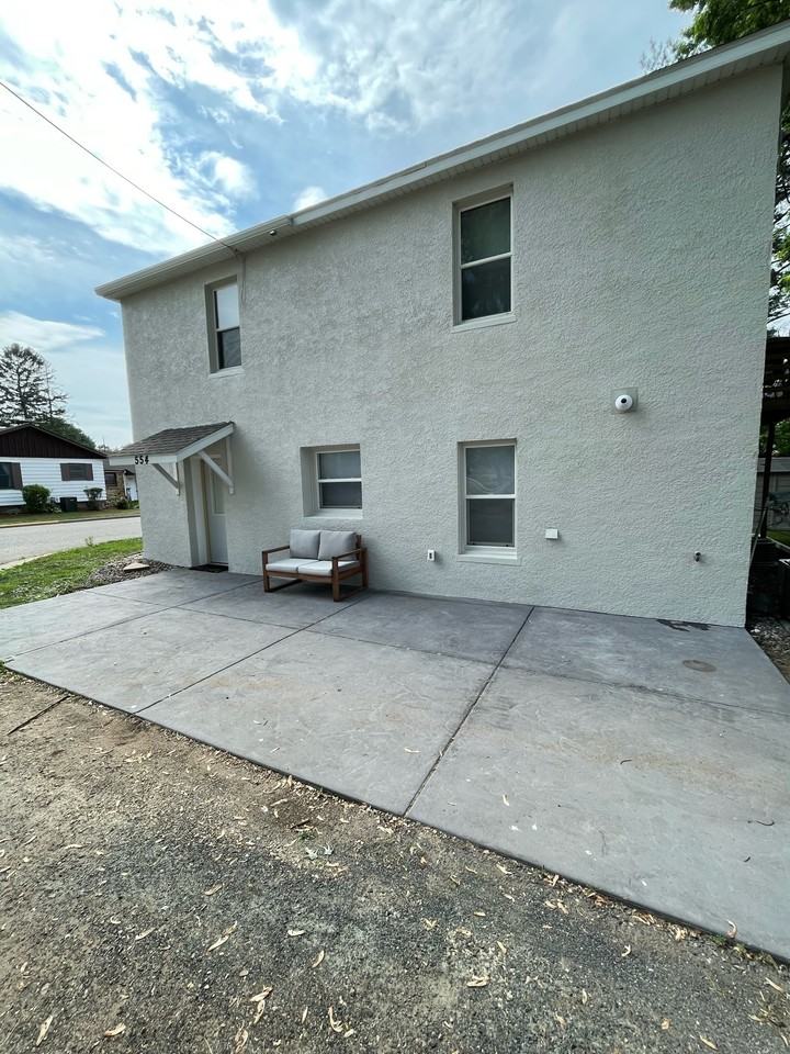 554 Ash St - Photo 6 of 7