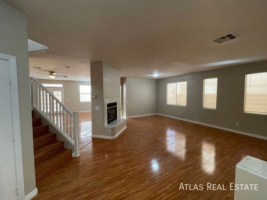 4009 Bella Palermo Way - Photo 4 of 23