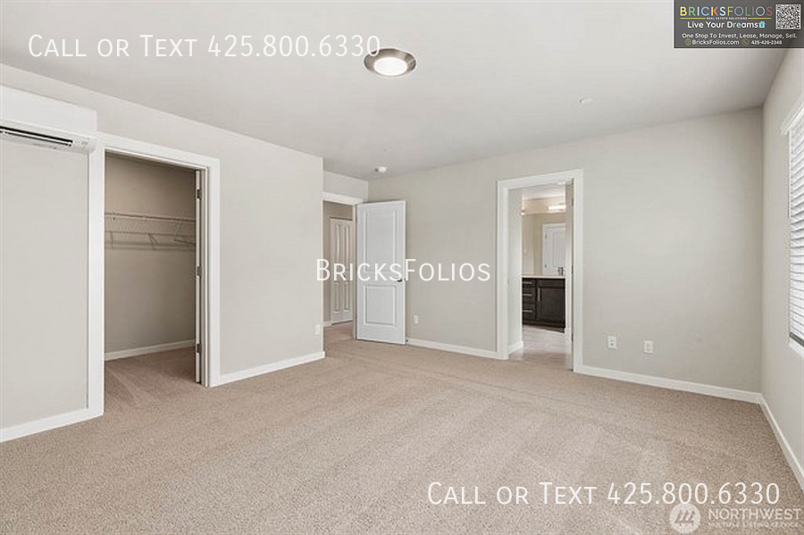 9502 18th Ave W #R - Photo 3 of 27