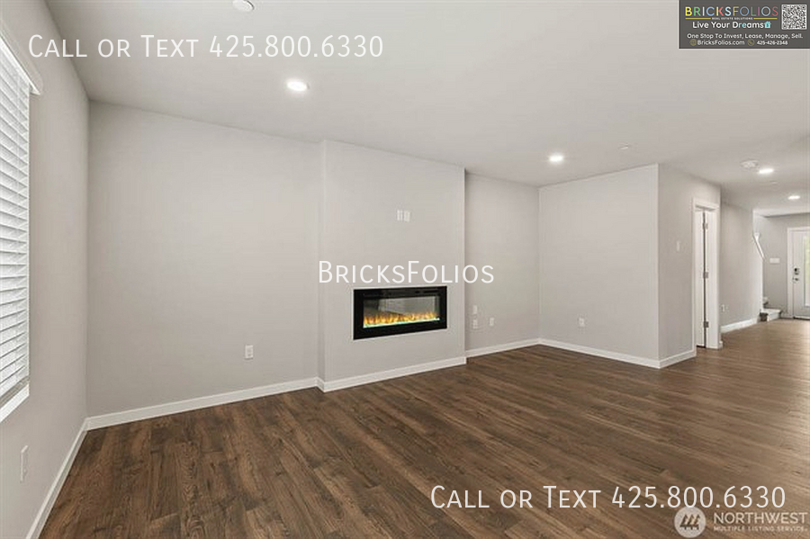 9502 18th Ave W #R - Photo 6 of 27