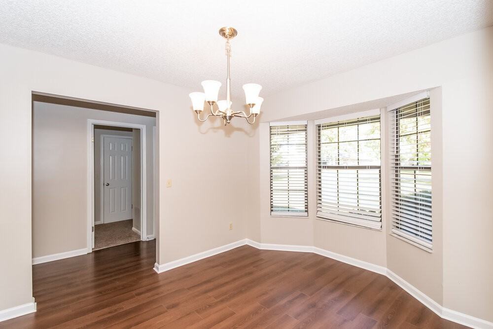 806 Hardwood St - Photo 4 of 14