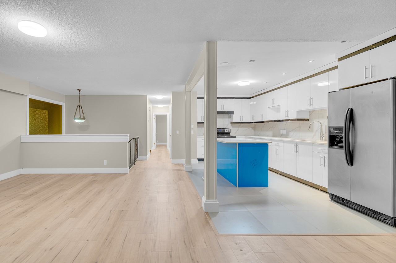 113 Ave & 140 St - Photo 6 of 18