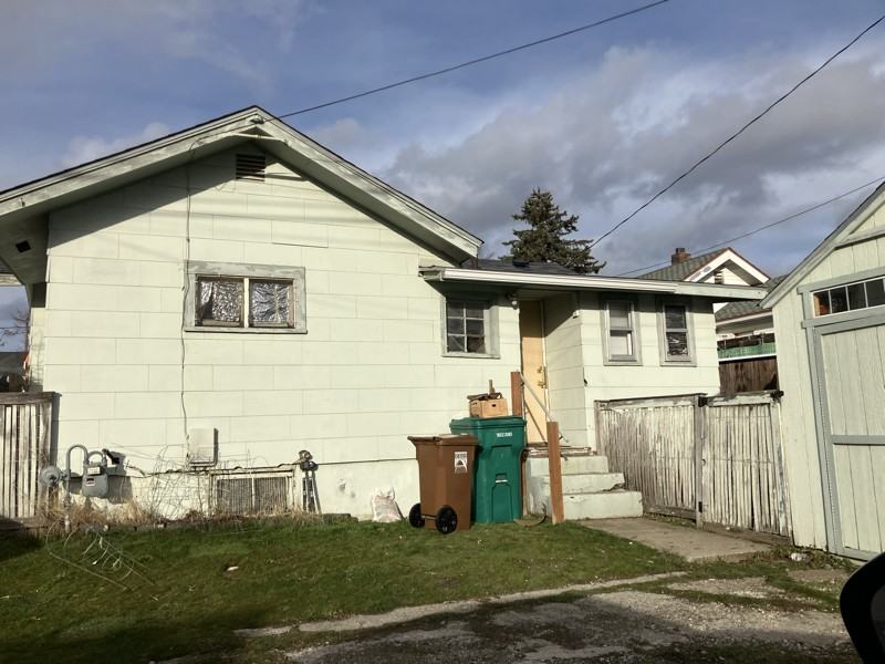 308 E Gordon Ave - Photo 3 of 3