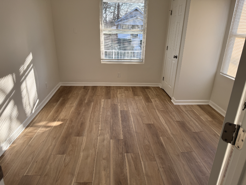 6304 Desmond St - Photo 5 of 21