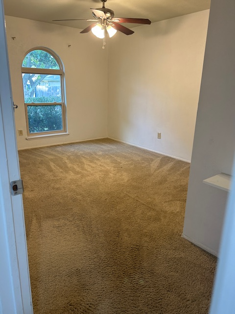 6727 Vanlynn Ln - Photo 5 of 7