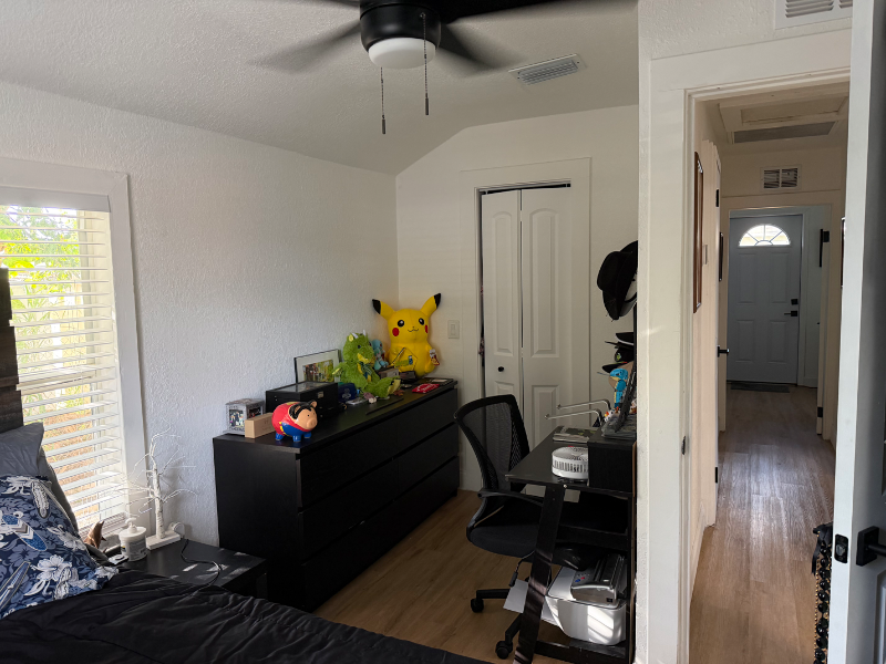 2043 16th Ave S - Photo 5 of 17