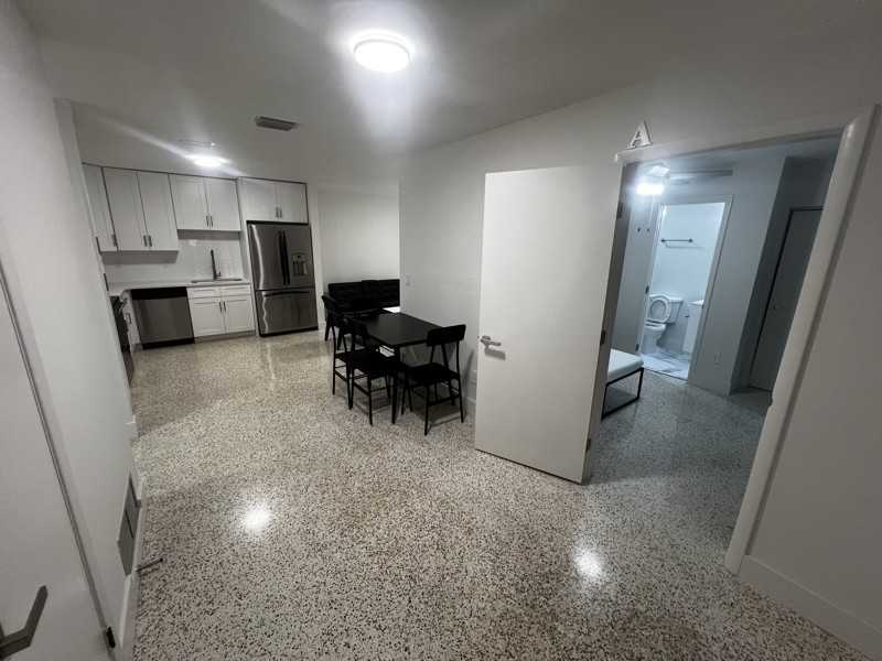 10920 N 29th St - Photo 4 of 20