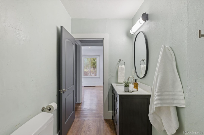 1213 N Prospect St - Photo 3 of 36