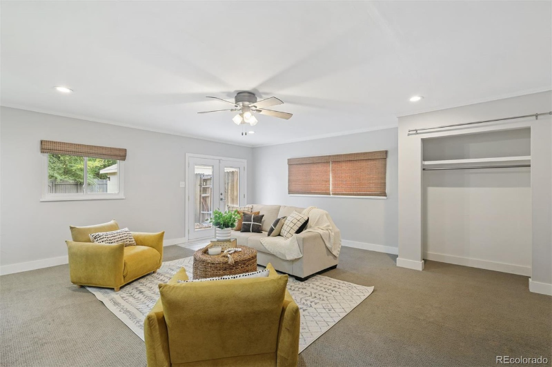 1213 N Prospect St - Photo 7 of 36