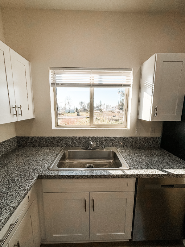 5905 Oliver Rd #F - Photo 2 of 7