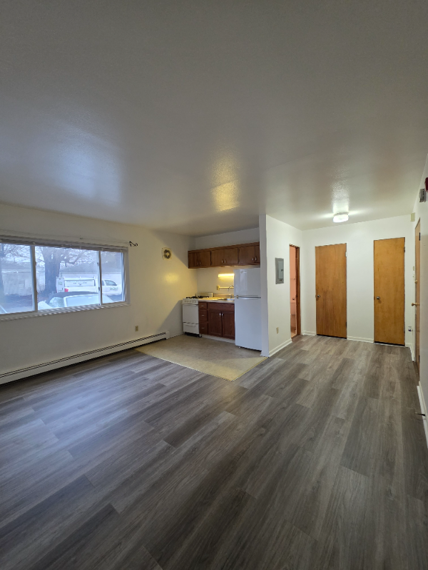 6166 S Packard Ave #103