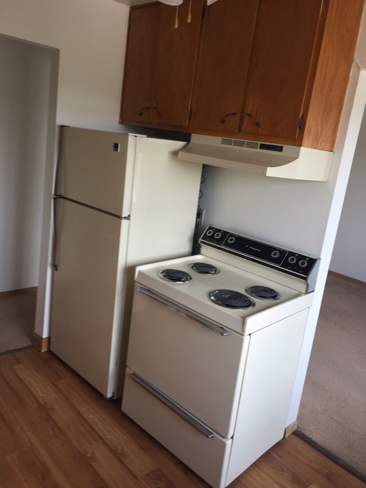 601 County Road B W - Photo 7 of 8