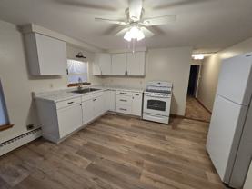 800 W Walworth St #3 - Photo 1 of 1