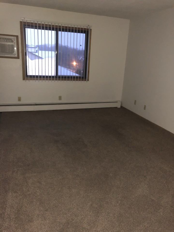 591 County Road B W - Photo 7 of 9