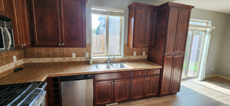 13460 Se Highpointe St - Photo 6 of 17