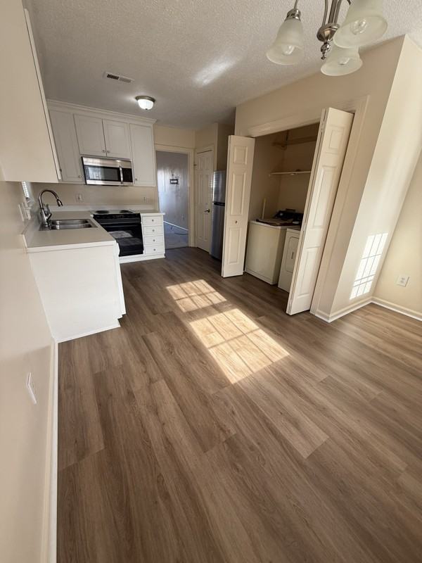 3601 Jayne Ln Nw #B - Photo 3 of 12