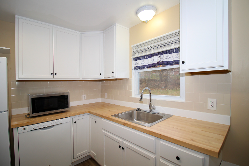 322 Hays Rd - Photo 5 of 19