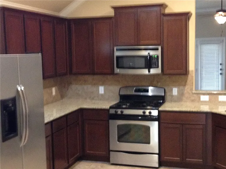 1921 Autumn Run Ln - Photo 4 of 16