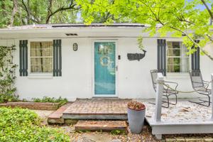 featured image of 571 Dogwood Ave