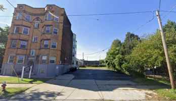 featured image of 1970 E 71st St #5