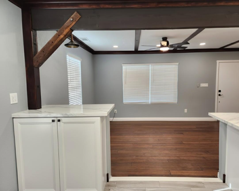 703 42nd St - Photo 2 of 20