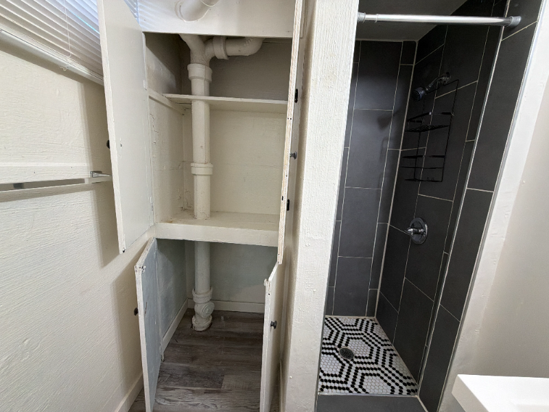 2130 4th Ave #B - Photo 5 of 13