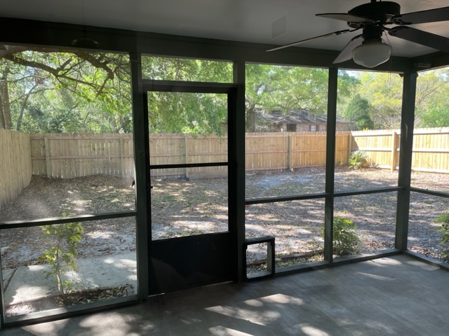 310 Murcott Dr - Photo 3 of 11